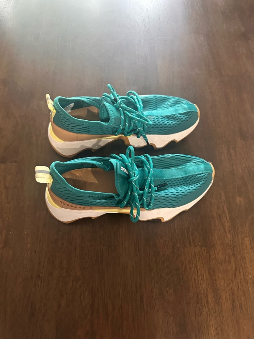SOREL Teal Kinetic Impact II Lace Athletic Sneakers with Yellow Accent Size 7.5 - Picture 5 of 9